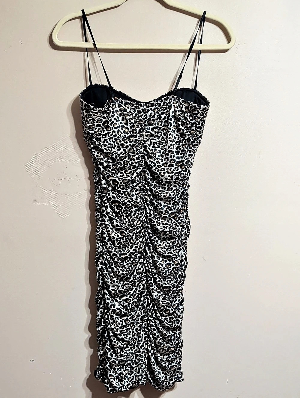 Ruby Rox Leopard Print Ruched Bodycon Dress Size Medium - Picture 3 of 6